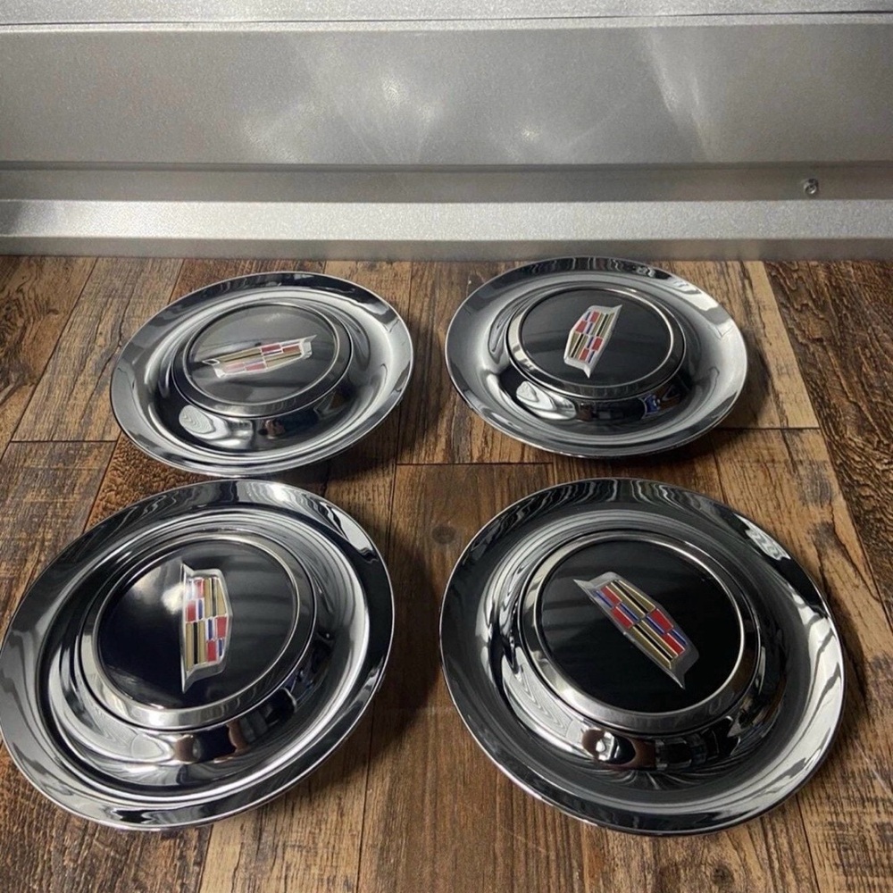 4 Silver Floating Center Caps For Cadillac Forgiato XL Rim Emblem 7.2 In 182 mm
